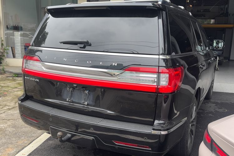 Used Lincoln Navigator 2019 3.5T Prestige Version China VI Standard Exterior 3