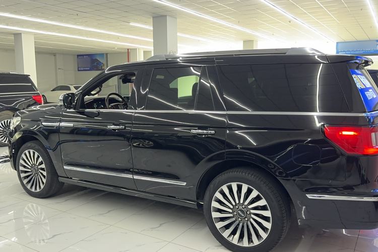 Used Lincoln Navigator 2019 3.5T Presidential Series China VI Standard Exterior 5
