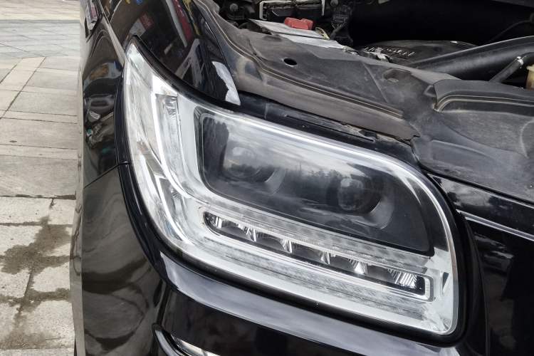 Used Lincoln Navigator 2019 3.5T Prestige Version China VI Standard Exterior 6