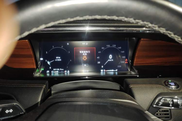 Used Lincoln Navigator 2019 3.5T Prestige Version China VI Standard Instrument Cluster