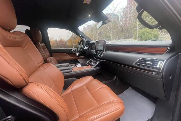 Used Lincoln Navigator 2019 3.5T Prestige Version China VI Standard Interior 5