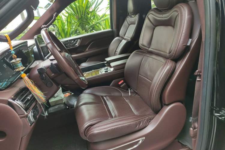 Used Lincoln Navigator 2019 3.5T Presidential Series China VI Standard Left Front Seat