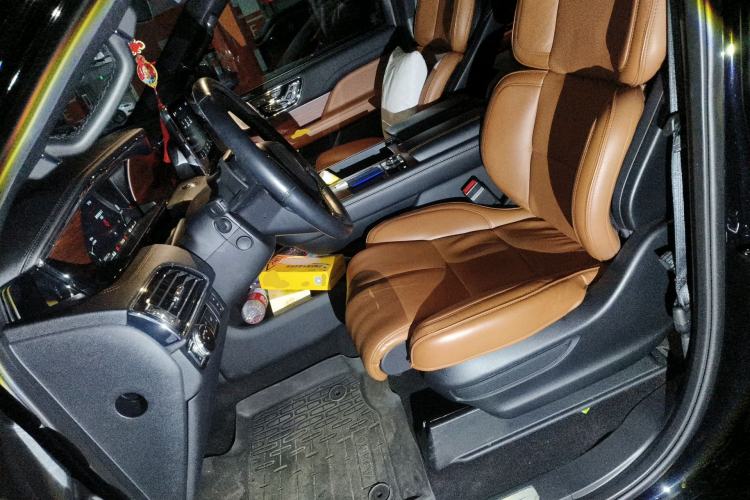 Used Lincoln Navigator 2019 3.5T Prestige Version China VI Standard Left Front Seat