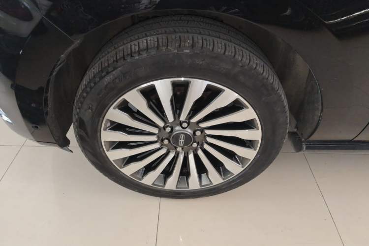 Used Lincoln Navigator 2019 3.5T Presidential Series China VI Standard Left Front Wheel Hub