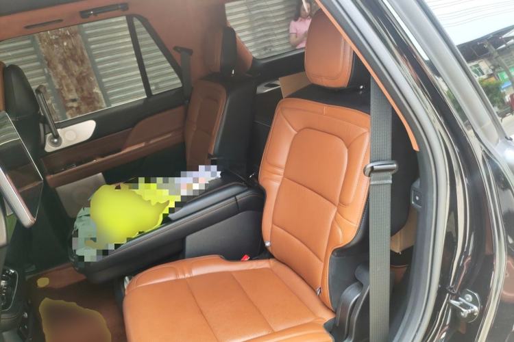 Used Lincoln Navigator 2019 3.5T Prestige Version China VI Standard Left Rear Seat