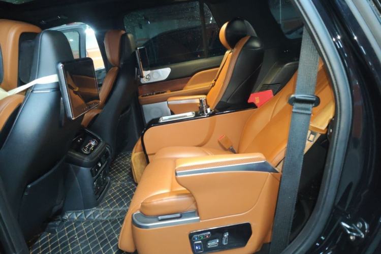 Used Lincoln Navigator 2019 3.5T Prestige Version China VI Standard Left Rear Seat