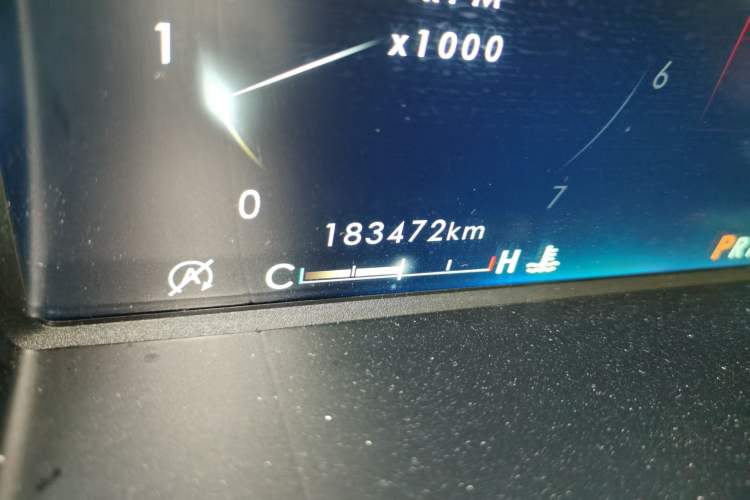 Used Lincoln Navigator 2019 3.5T Prestige Version China VI Standard Odometer Close Up