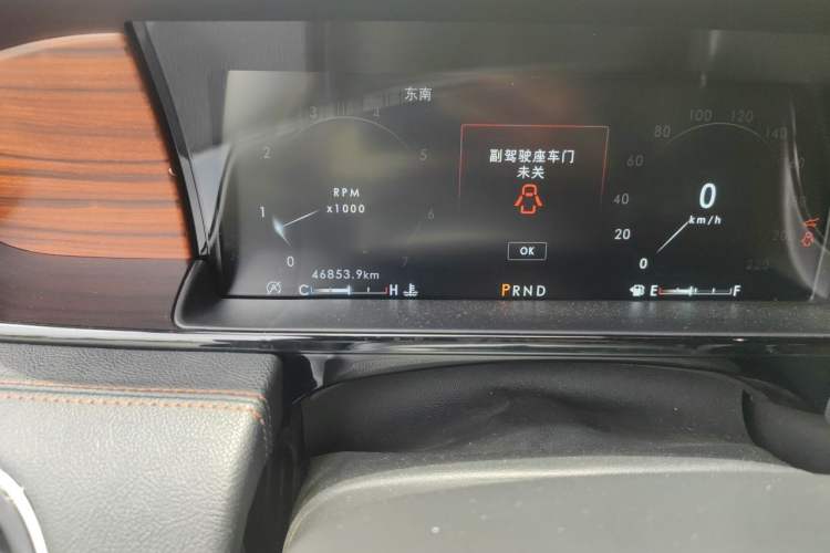 Used Lincoln Navigator 2019 3.5T Prestige Version China VI Standard Odometer Close Up