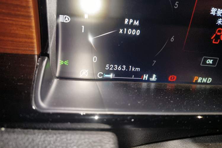 Used Lincoln Navigator 2019 3.5T Prestige Version China VI Standard Odometer Close Up