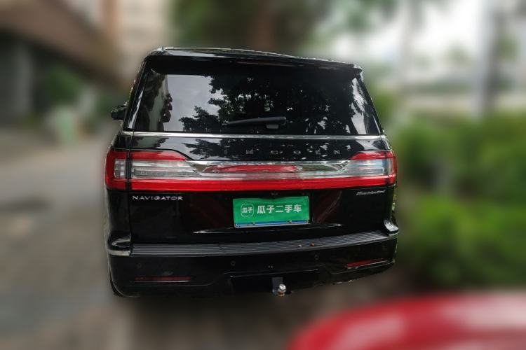 Used Lincoln Navigator 2019 3.5T Presidential Series China VI Standard Rear