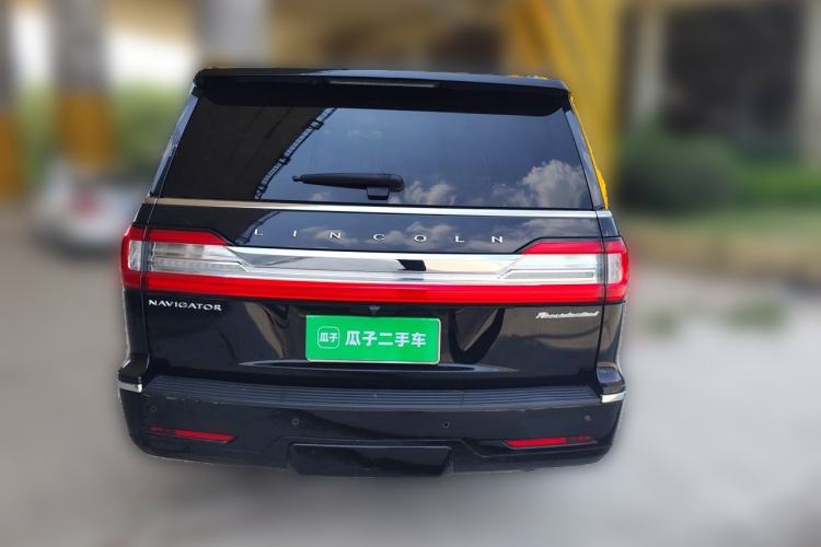 Used Lincoln Navigator 2019 3.5T Presidential Series China VI Standard Rear