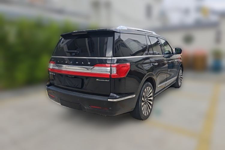 Used Lincoln Navigator 2019 3.5T Presidential Series China VI Standard Rear Right 45 Deg
