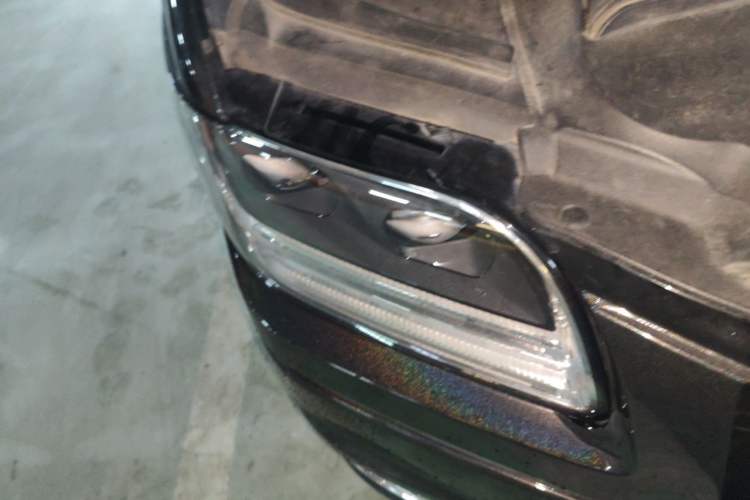 Used Lincoln Navigator 2019 3.5T Prestige Version China VI Standard Right Front Headlight