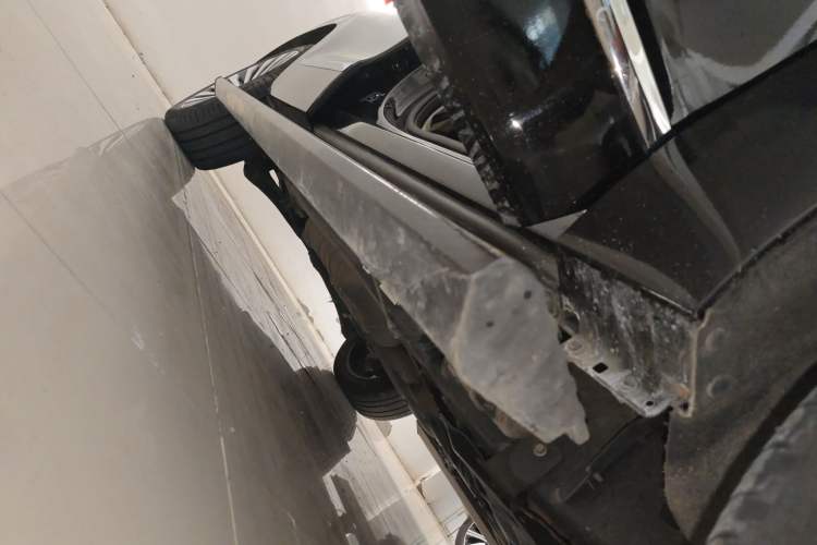 Used Lincoln Navigator 2019 3.5T Presidential Series China VI Standard Right Side Sill