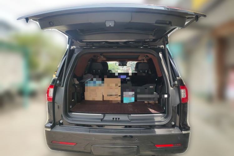 Used Lincoln Navigator 2019 3.5T Prestige Version China VI Standard Trunk