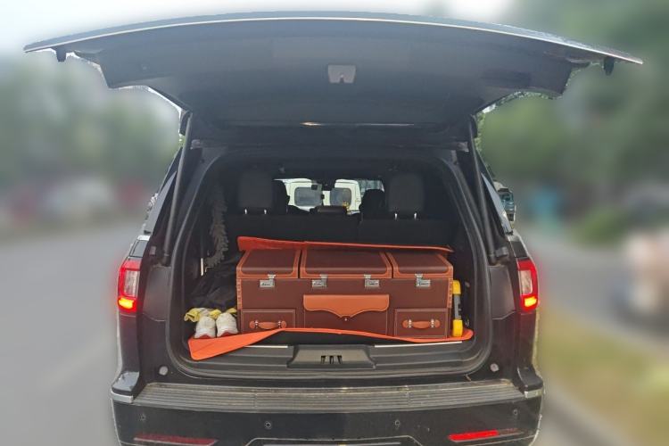 Used Lincoln Navigator 2019 3.5T Prestige Version China VI Standard Trunk