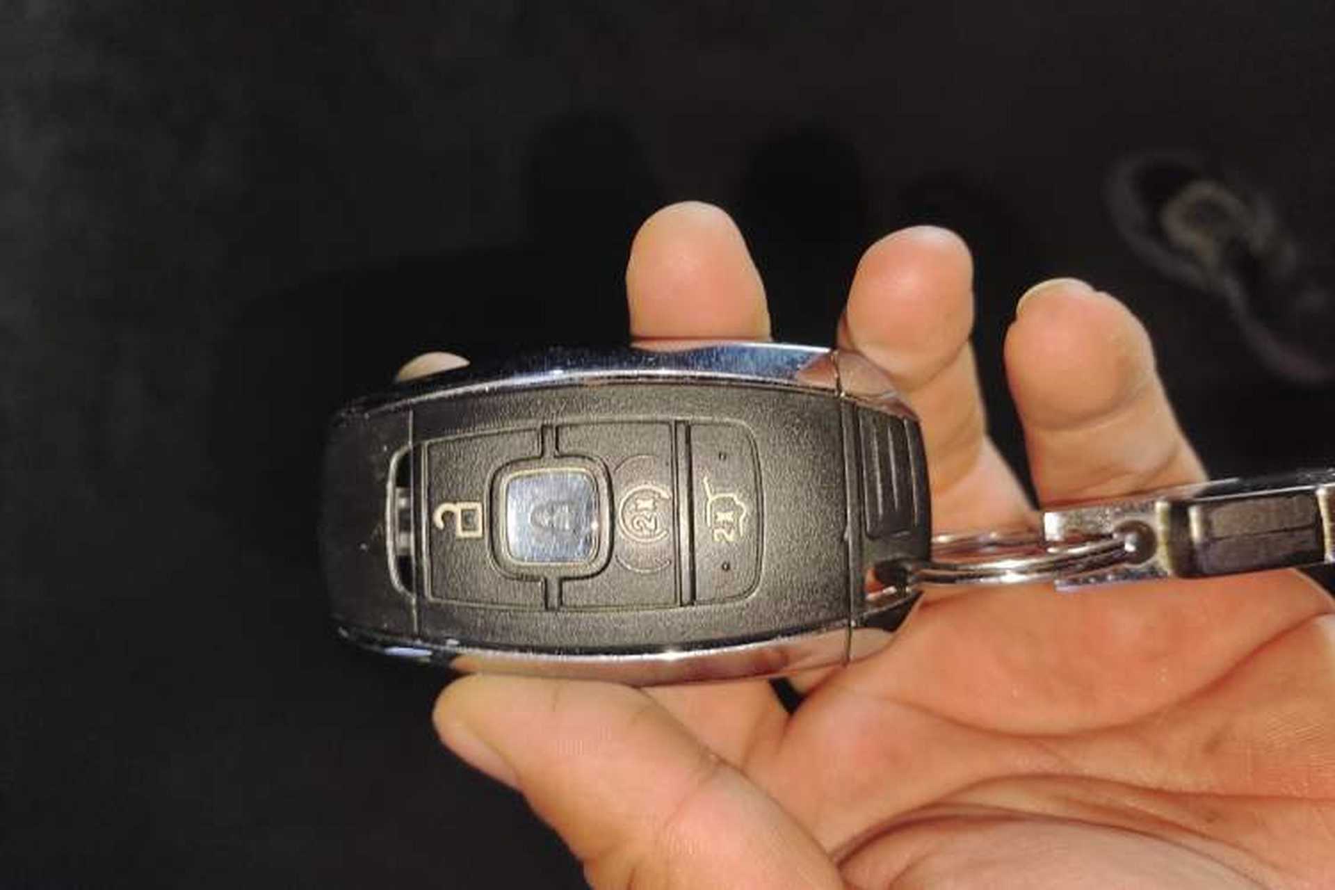 Used Lincoln Navigator 2019 3.5T Prestige Version China VI Standard Vehicle Key
