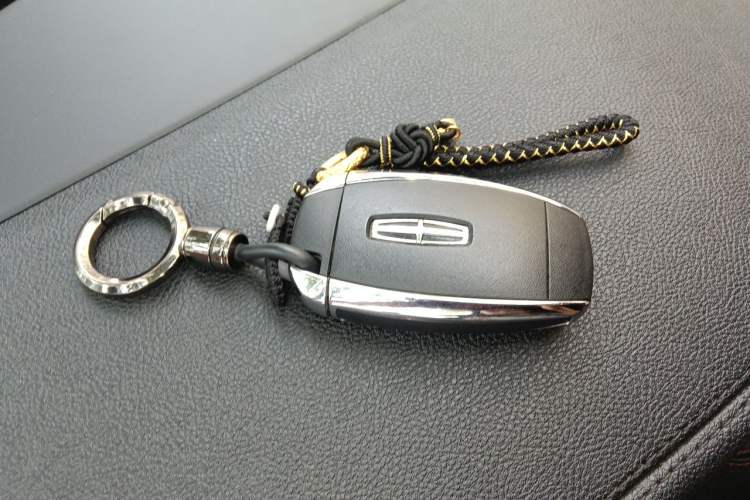 Used Lincoln Navigator 2019 3.5T Prestige Version China VI Standard Vehicle Key