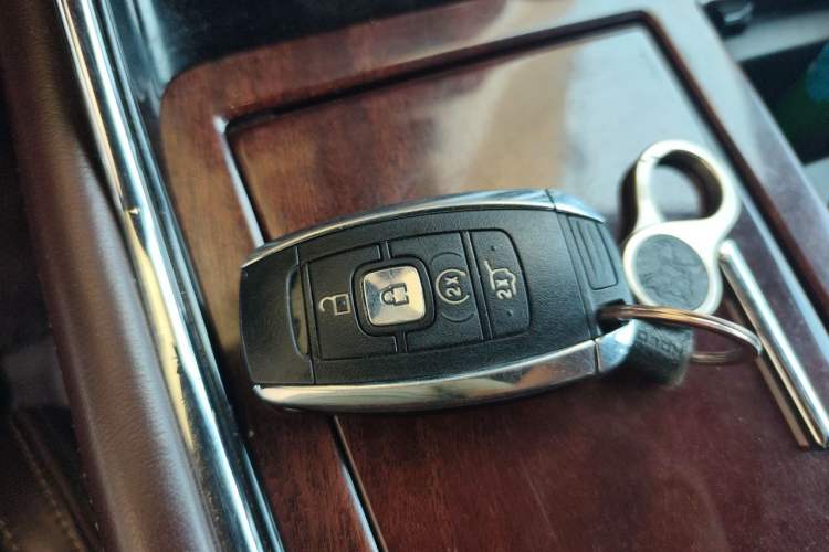 Used Lincoln Navigator 2019 3.5T Presidential Series China VI Standard Vehicle Key