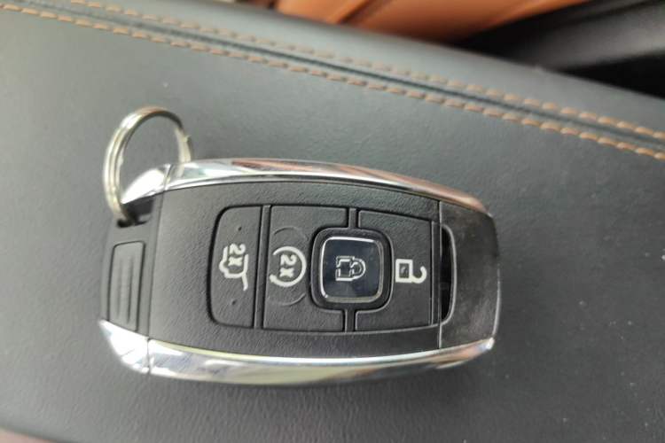 Used Lincoln Navigator 2019 3.5T Prestige Version China VI Standard Vehicle Key
