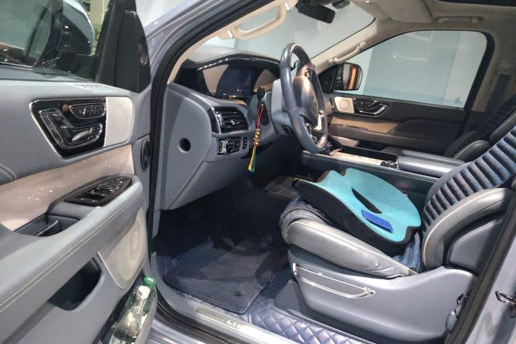 Used Lincoln Navigator 2019 3.5T Presidential Series China VI Standard Driver Seat
