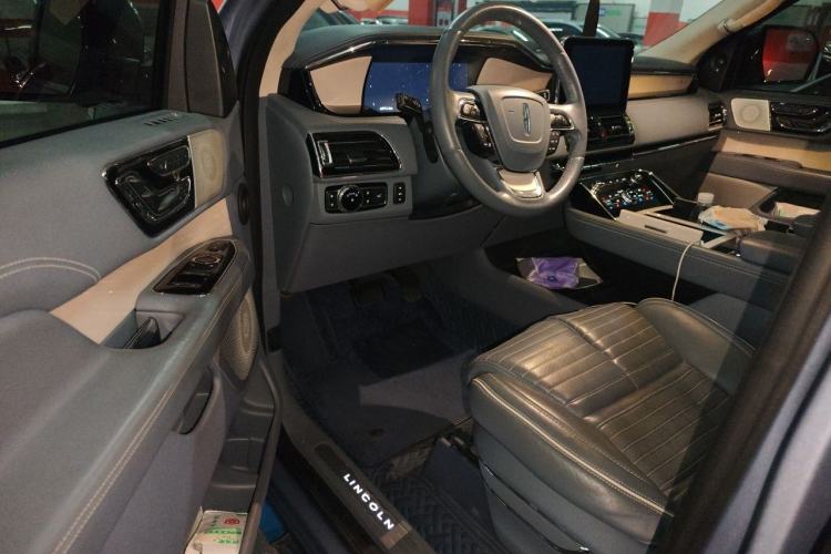 Used Lincoln Navigator 2019 3.5T Presidential Series China VI Standard Driver Seat