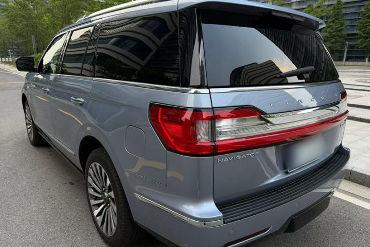 Used Lincoln Navigator 2019 3.5T Presidential Series China VI Standard Exterior 1