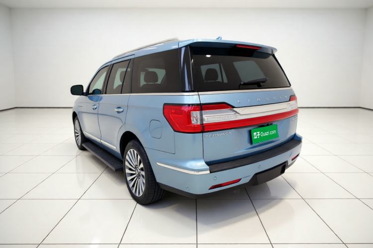 Used Lincoln Navigator 2019 3.5T Presidential Series China VI Standard Exterior 3