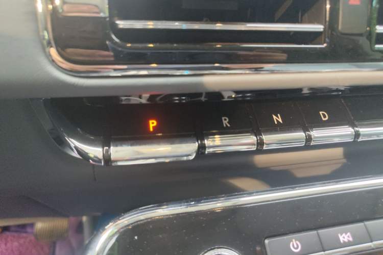 Used Lincoln Navigator 2019 3.5T Presidential Series China VI Standard Gear Lever