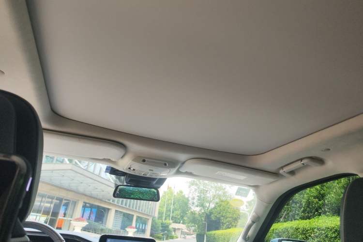 Used Lincoln Navigator 2019 3.5T Presidential Series China VI Standard Headliner