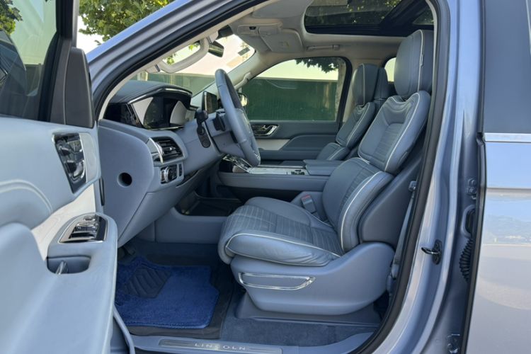 Used Lincoln Navigator 2019 3.5T Presidential Series China VI Standard Interior 2
