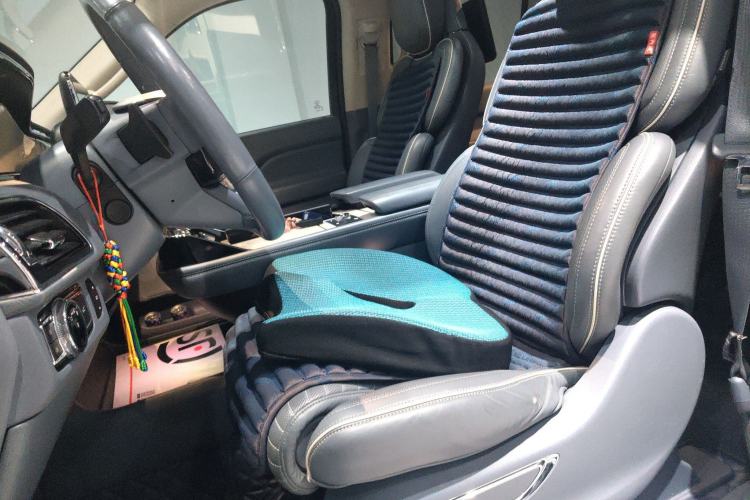 Used Lincoln Navigator 2019 3.5T Presidential Series China VI Standard Left Front Seat