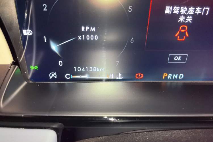 Used Lincoln Navigator 2019 3.5T Presidential Series China VI Standard Odometer Close Up