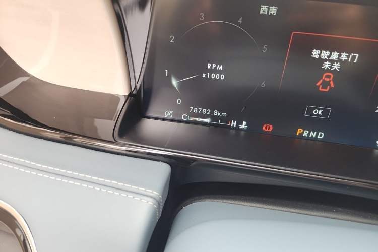Used Lincoln Navigator 2019 3.5T Presidential Series China VI Standard Odometer Close Up