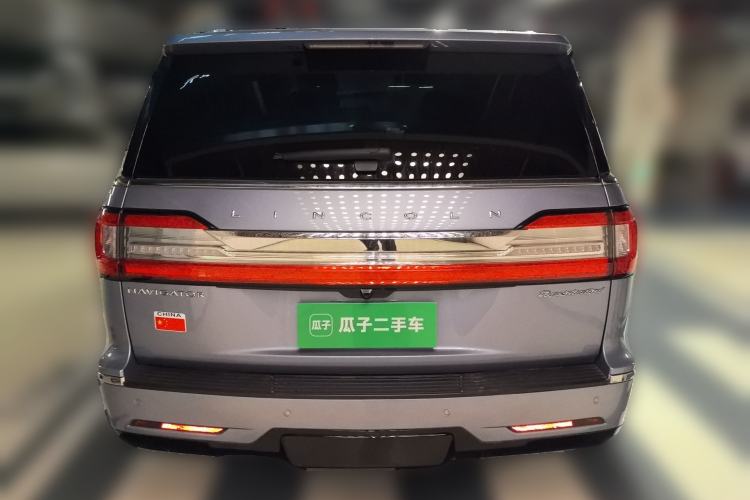 Used Lincoln Navigator 2019 3.5T Presidential Series China VI Standard Rear