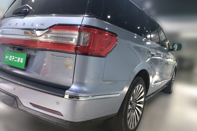 Used Lincoln Navigator 2019 3.5T Presidential Series China VI Standard Rear Right 45 Deg