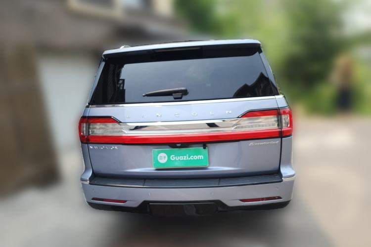 Used Lincoln Navigator 2019 3.5T Presidential Series China VI Standard Rear