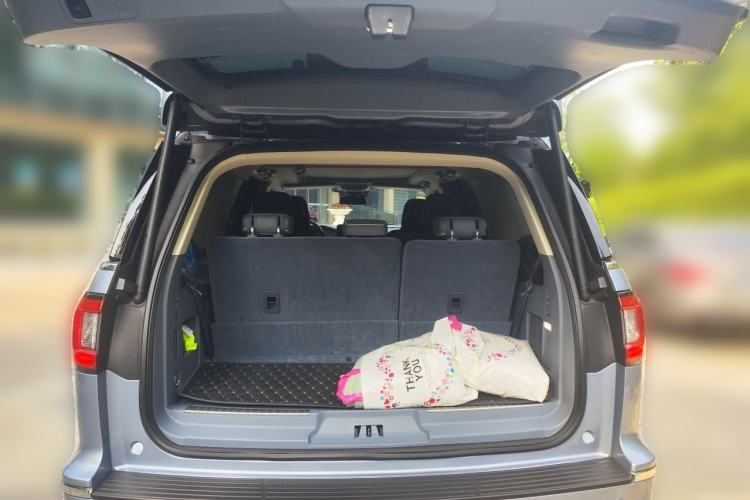 Used Lincoln Navigator 2019 3.5T Presidential Series China VI Standard Trunk