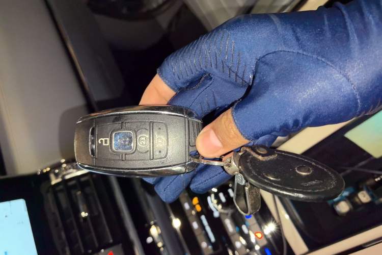 Used Lincoln Navigator 2019 3.5T Presidential Series China VI Standard Vehicle Key