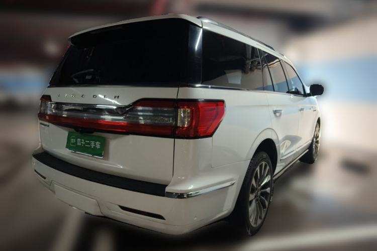 Used Lincoln Navigator 2019 3.5T Prestige Version China VI Standard Rear Right 45 Deg
