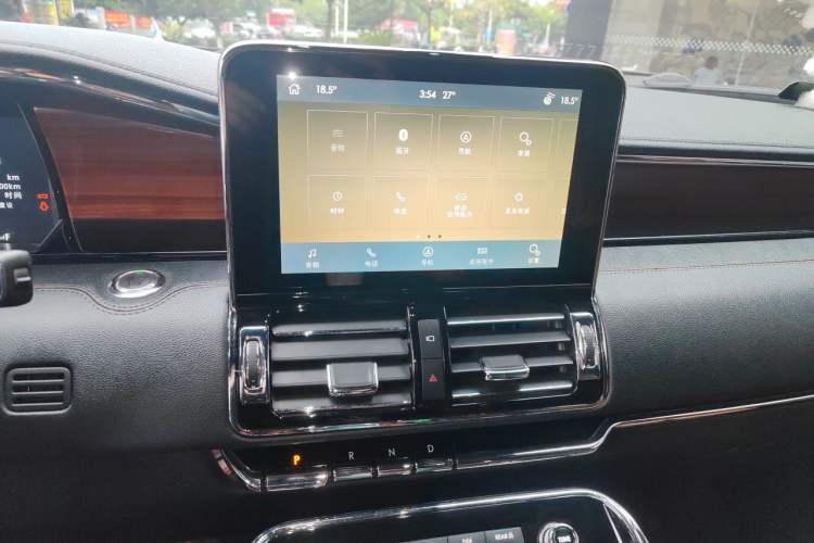 Used Lincoln Navigator 2020 3.5T MONO Limited Edition Prestige Version MONO WHITE Audio And AC Panel