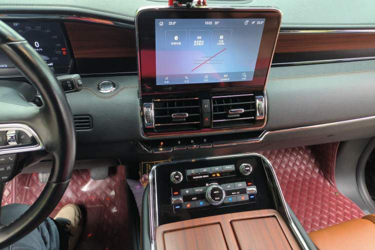 Used Lincoln Navigator 2020 3.5T Prestige Edition Audio And AC Panel