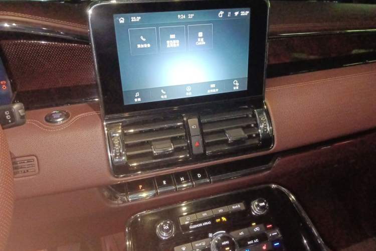 Used Lincoln Navigator 2020 3.5T Presidential Series Audio And AC Panel