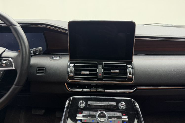 Used Lincoln Navigator 2020 3.5T Prestige Edition Audio And AC Panel