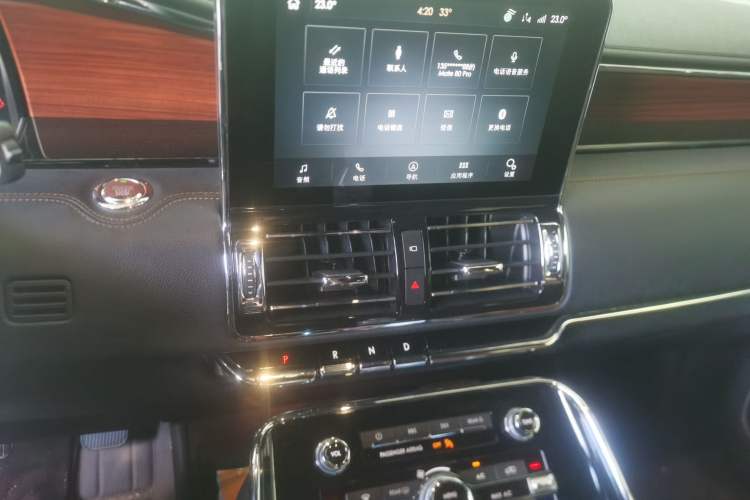 Used Lincoln Navigator 2020 3.5T Prestige Edition Audio And AC Panel