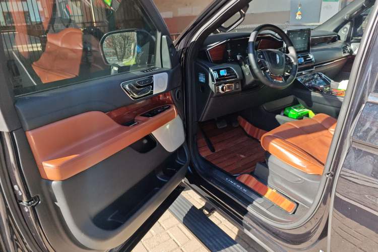 Used Lincoln Navigator 2020 3.5T Prestige Edition Driver Seat