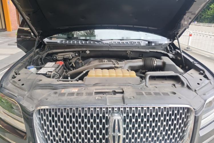 Used Lincoln Navigator 2020 3.5T Prestige Edition Engine Bay