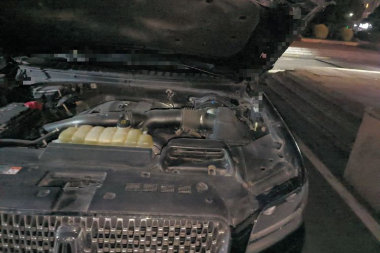 Used Lincoln Navigator 2020 3.5T Prestige Edition Engine Bay Left
