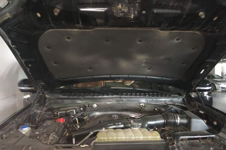 Used Lincoln Navigator 2020 3.5T Prestige Edition Engine Bay