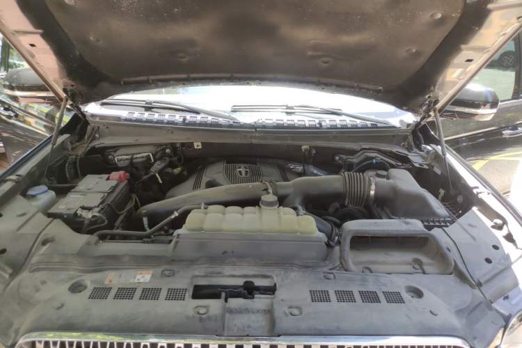 Used Lincoln Navigator 2020 3.5T Prestige Edition Engine Bay